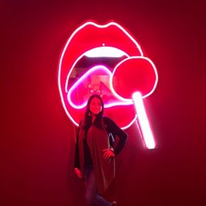 Meet your Posher, Yesenia